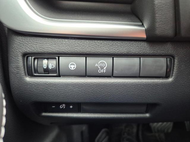 Nissan Qashqai 1.3 DIG-T MHEV 158 PS X-Tronic N-Connecta Teil-Leder PanoGlasdach Klimaautomatik Sitzheizung Lenkradheizung Navi ACC PDC v+h 360&deg;Kamera DAB Bluetooth Touchscreen Apple CarPlay Android Auto 18"LM 