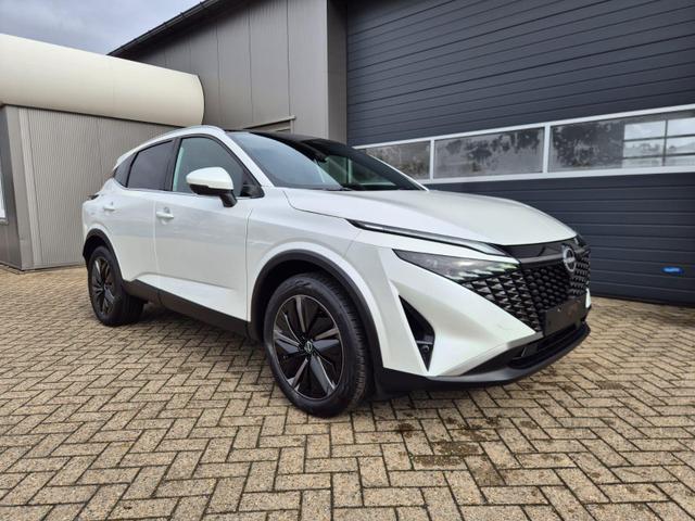 Nissan Qashqai 1.3 DIG-T MHEV 140PS Tekna Voll-Leder Klimaautomatik PanoGlasdach Sitzheizung Lenkradheizung Navi Head-Up Display elektr. Heckklappe ACC PDC v+h 360&deg;Kamera DAB Bluetooth Touchscreen Apple CarPlay Android Auto 19"LM 