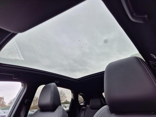 Nissan Qashqai 1.3 DIG-T MHEV 158 PS X-Tronic Tekna Premium Paket 20"LM Teil-Leder PanoGlasdach Klimaautomatik Sitzheizung Lenkradheizung Navi Head-Up Display elektr. Heckklappe ACC PDC v+h 360&deg;Kamera DAB Bluetooth Touchscreen Apple CarPlay Android Auto 