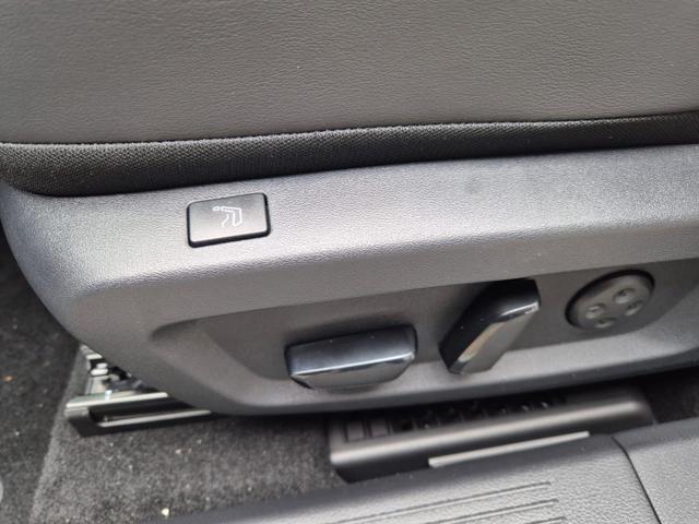 Nissan Qashqai 1.3 DIG-T MHEV 158 PS X-Tronic Tekna Premium Paket 20"LM Teil-Leder PanoGlasdach Klimaautomatik Sitzheizung Lenkradheizung Navi Head-Up Display elektr. Heckklappe ACC PDC v+h 360&deg;Kamera DAB Bluetooth Touchscreen Apple CarPlay Android Auto 