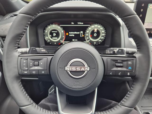Nissan Qashqai 1.3 DIG-T MHEV 158 PS X-Tronic Tekna Premium Paket 20"LM Teil-Leder PanoGlasdach Klimaautomatik Sitzheizung Lenkradheizung Navi Head-Up Display elektr. Heckklappe ACC PDC v+h 360&deg;Kamera DAB Bluetooth Touchscreen Apple CarPlay Android Auto 