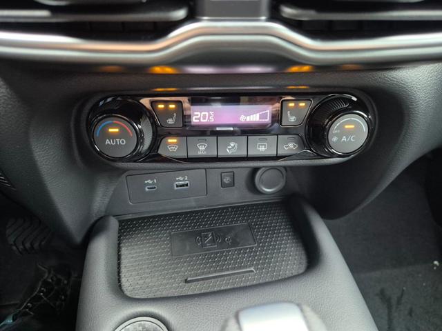 Nissan Juke 1.0 DIG-T 114PS N-Design Automatik Teil-Leder Klimaautomatik Sitzheizung Lenkradheizung PDC v+h R&uuml;ckf.Kamera Navi 19"LM Bluetooth Touchscreen Apple CarPlay Android Auto 