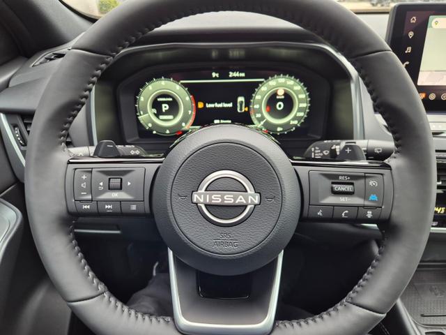 Nissan Qashqai 1.3 DIG-T MHEV 158 PS X-Tronic Tekna Voll-Leder Klimaautomatik PanoGlasdach Sitzheizung Lenkradheizung Navi Head-Up Display elektr. Heckklappe ACC PDC v+h 360&deg;Kamera DAB Bluetooth Touchscreen Apple CarPlay Android Auto 19"LM 