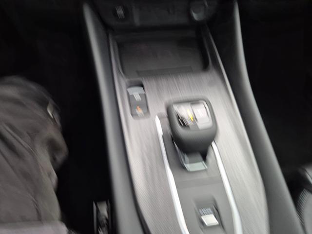 Nissan Qashqai 1.3 DIG-T MHEV 158 PS X-Tronic Tekna Voll-Leder Klimaautomatik PanoGlasdach Sitzheizung Lenkradheizung Navi Head-Up Display elektr. Heckklappe ACC PDC v+h 360&deg;Kamera DAB Bluetooth Touchscreen Apple CarPlay Android Auto 19"LM 