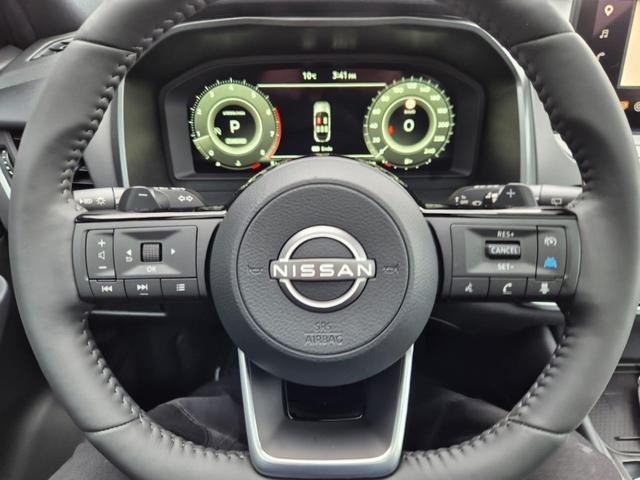 Nissan Qashqai 1.3 DIG-T MHEV 158 PS X-Tronic Tekna Voll-Leder Klimaautomatik PanoGlasdach Sitzheizung Lenkradheizung Navi Head-Up Display elektr. Heckklappe ACC PDC v+h 360&deg;Kamera DAB Bluetooth Touchscreen Apple CarPlay Android Auto 19"LM 