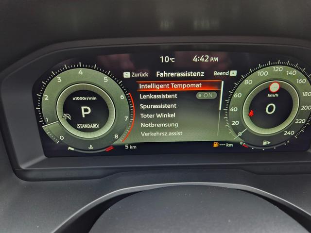 Nissan Qashqai 1.3 DIG-T MHEV 158 PS X-Tronic Tekna Voll-Leder Klimaautomatik PanoGlasdach Sitzheizung Lenkradheizung Navi Head-Up Display elektr. Heckklappe ACC PDC v+h 360&deg;Kamera DAB Bluetooth Touchscreen Apple CarPlay Android Auto 19"LM 