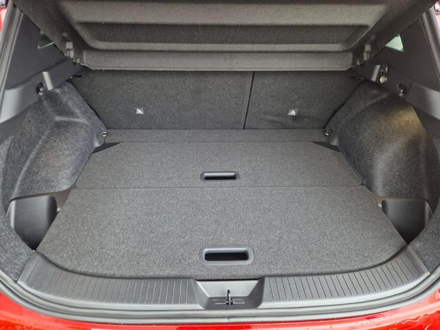 Nissan Qashqai 1.3 DIG-T MHEV 158 PS X-Tronic Tekna Voll-Leder Klimaautomatik PanoGlasdach Sitzheizung Lenkradheizung Navi Head-Up Display elektr. Heckklappe ACC PDC v+h 360&deg;Kamera DAB Bluetooth Touchscreen Apple CarPlay Android Auto 19"LM 