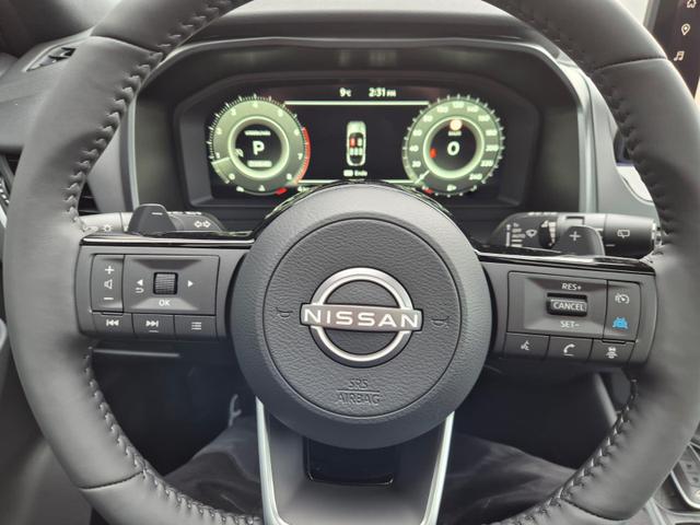 Nissan Qashqai 1.3 DIG-T MHEV 158 PS X-Tronic Tekna Voll-Leder Klimaautomatik PanoGlasdach Sitzheizung Lenkradheizung Navi Head-Up Display elektr. Heckklappe ACC PDC v+h 360&deg;Kamera DAB Bluetooth Touchscreen Apple CarPlay Android Auto 19"LM 