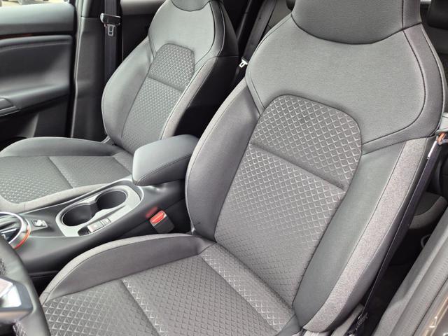 Nissan Juke 1.0 DIG-T 114PS N-Design Automatik Teil-Leder Klimaautomatik Sitzheizung Lenkradheizung PDC v+h R&uuml;ckf.Kamera Navi 19"LM Bluetooth Touchscreen Apple CarPlay Android Auto 