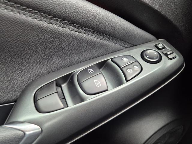 Nissan Juke 1.0 DIG-T 114PS N-Design Automatik Teil-Leder Klimaautomatik Sitzheizung Lenkradheizung PDC v+h R&uuml;ckf.Kamera Navi 19"LM Bluetooth Touchscreen Apple CarPlay Android Auto 