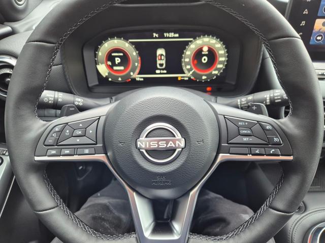 Nissan Juke 1.0 DIG-T 114PS N-Design Automatik Teil-Leder Klimaautomatik Sitzheizung Lenkradheizung PDC v+h R&uuml;ckf.Kamera Navi 19"LM Bluetooth Touchscreen Apple CarPlay Android Auto 