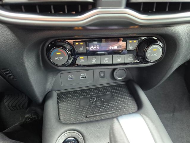 Nissan Juke 1.0 DIG-T 114PS N-Design Automatik Teil-Leder Klimaautomatik Sitzheizung Lenkradheizung PDC v+h R&uuml;ckf.Kamera Navi 19"LM Bluetooth Touchscreen Apple CarPlay Android Auto 