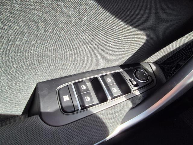 Kia XCeed 1.6 T-GDi 150PS Automatik Klimaautomatik Sitzheizung Lenkradheizung Navi PDC R&uuml;ckf.Kamera abged.Scheiben Apple CarPlay Android Auto 