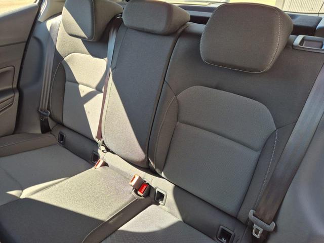 Skoda Fabia 1.0 TSI 95PS Selection 5-t&uuml;rig R&uuml;ckf.Kamera Parksensoren Sitzheizung Multifunktionslenkrad Klima Skoda-Radio Bluetooth Touchscreen Tempomat Nebelsch. Apple CarPlay + Android Auto 