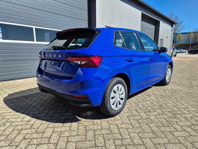 Skoda Fabia 1.0 TSI 95PS Selection 5-t&uuml;rig R&uuml;ckf.Kamera Parksensoren Sitzheizung Multifunktionslenkrad Klima Skoda-Radio Bluetooth Touchscreen Tempomat Nebelsch. Apple CarPlay + Android Auto 