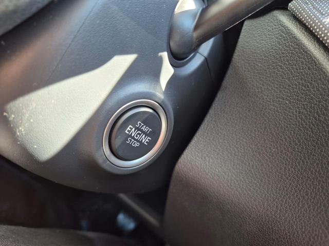 Skoda Fabia 1.0 TSI 95PS Selection 5-t&uuml;rig R&uuml;ckf.Kamera Parksensoren Sitzheizung Multifunktionslenkrad Klima Skoda-Radio Bluetooth Touchscreen Tempomat Nebelsch. Apple CarPlay + Android Auto 