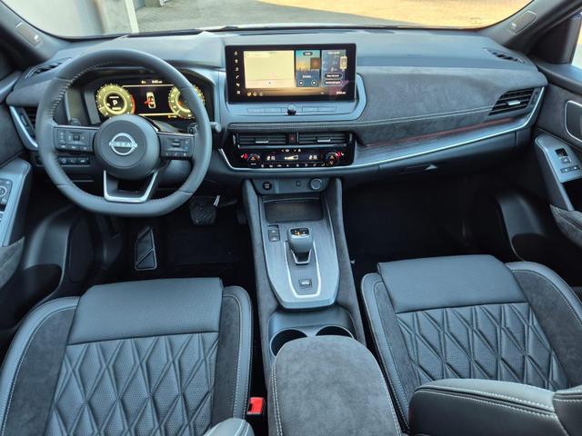 Nissan Qashqai 1.3 DIG-T MHEV 158 PS X-Tronic Tekna Premium Paket 20"LM Teil-Leder PanoGlasdach Klimaautomatik Sitzheizung Lenkradheizung Navi Head-Up Display elektr. Heckklappe ACC PDC v+h 360&deg;Kamera DAB Bluetooth Touchscreen Apple CarPlay Android Auto 
