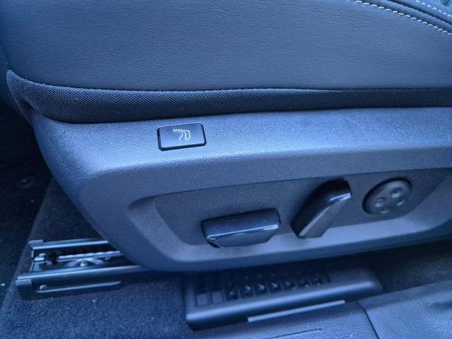 Nissan Qashqai 1.3 DIG-T MHEV 158 PS X-Tronic Tekna Premium Paket 20"LM Teil-Leder PanoGlasdach Klimaautomatik Sitzheizung Lenkradheizung Navi Head-Up Display elektr. Heckklappe ACC PDC v+h 360&deg;Kamera DAB Bluetooth Touchscreen Apple CarPlay Android Auto 