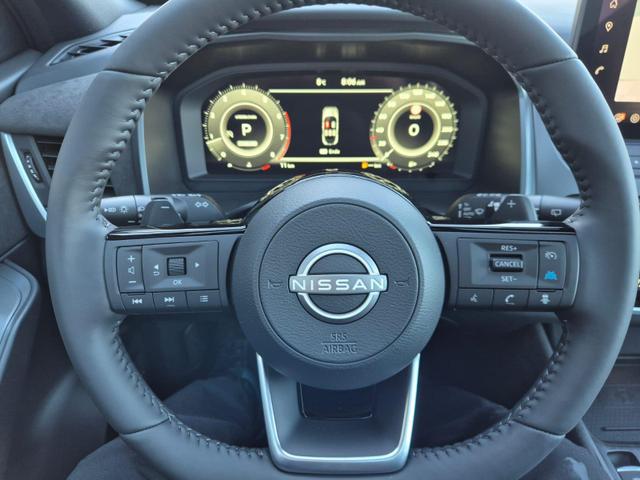 Nissan Qashqai 1.3 DIG-T MHEV 158 PS X-Tronic Tekna Premium Paket 20"LM Teil-Leder PanoGlasdach Klimaautomatik Sitzheizung Lenkradheizung Navi Head-Up Display elektr. Heckklappe ACC PDC v+h 360&deg;Kamera DAB Bluetooth Touchscreen Apple CarPlay Android Auto 