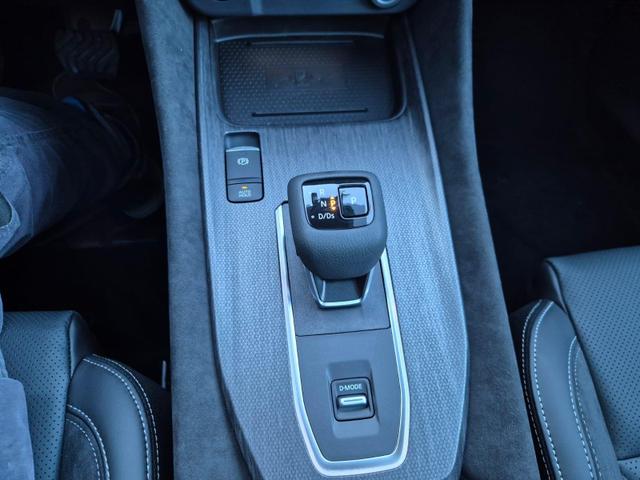 Nissan Qashqai 1.3 DIG-T MHEV 158 PS X-Tronic Tekna Premium Paket 20"LM Teil-Leder PanoGlasdach Klimaautomatik Sitzheizung Lenkradheizung Navi Head-Up Display elektr. Heckklappe ACC PDC v+h 360&deg;Kamera DAB Bluetooth Touchscreen Apple CarPlay Android Auto 