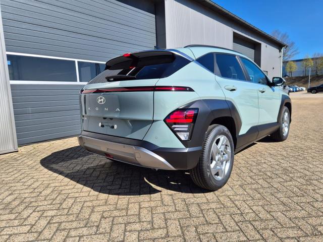 Hyundai KONA Trend 1.6 T-GDI 150PS Automatik MY2026 Voll-LED-Projektionsscheinw. mit LED-Lichtband Sitzheizung v+h Lenkradheizung ACC Klimaautomatik Navi Touchscreen DAB+ Apple CarPlay + Android Auto PDC R&uuml;ckf.Kamera 2xKeyless 17-LM 