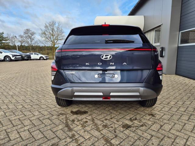 Hyundai KONA Trend 1.6 T-GDI 150PS Automatik MY2026 Voll-LED-Projektionsscheinw. mit LED-Lichtband Sitzheizung v+h Lenkradheizung ACC Klimaautomatik Navi Touchscreen DAB+ Apple CarPlay + Android Auto PDC R&uuml;ckf.Kamera 2xKeyless 17-LM 