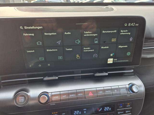 Hyundai KONA Trend 1.6 T-GDI 150PS Automatik MY2026 Voll-LED-Projektionsscheinw. mit LED-Lichtband Sitzheizung v+h Lenkradheizung ACC Klimaautomatik Navi Touchscreen DAB+ Apple CarPlay + Android Auto PDC R&uuml;ckf.Kamera 2xKeyless 17-LM 