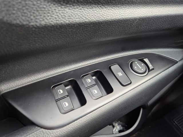 Kia Stonic Vision 1.0 T-GDI 100PS Automatik NEUES MODELL Sitzheizung Lenkradheizung PDC v+h R&uuml;ckf.Kamera Klima Bluetooth Touchscreen Apple CarPlay Android Auto Tempomat 16"LM 