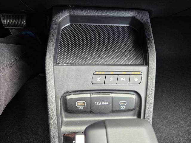 Kia Stonic Vision 1.0 T-GDI 100PS Automatik NEUES MODELL Sitzheizung Lenkradheizung PDC v+h R&uuml;ckf.Kamera Klima Bluetooth Touchscreen Apple CarPlay Android Auto Tempomat 16"LM 