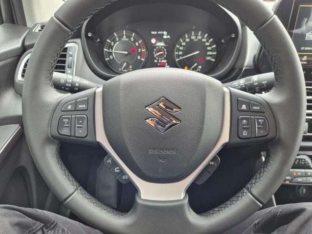 Suzuki S-Cross Comfort+ 110PS MHEV 4x4 ALLGRIP 1.4 Boosterjet Teilleder Navi Klimaautomatik Sitzheizung ACC PDC v+h 4x Kamera Suzuki-Radio Apple CarPlay Android Auto Touchscreen 2xKeyless 17-LM 