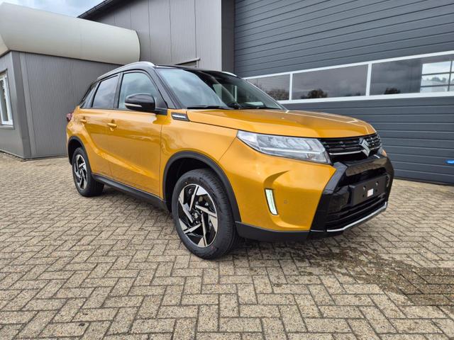 Suzuki Vitara Comfort+ 110PS Automatik MHEV 1.4 Boosterjet Teilleder Navi Klimaautomatik Sitzheizung ACC PDC v+h R&uuml;ckf.Kamera Suzuki-Radio Apple CarPlay Android Auto Touchscreen 2xKeyless 17-LM 