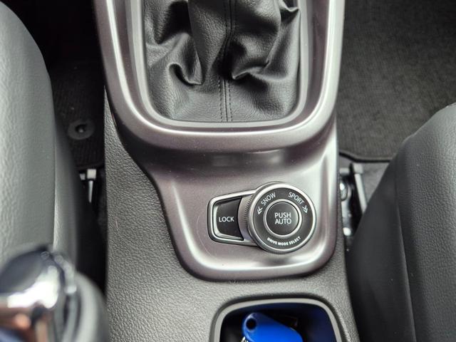 Suzuki Vitara Comfort+ 110PS MHEV 4x4 ALLGRIP 1.4 Boosterjet Allrad Teilleder mit Alcantara Navi Klimaautomatik Sitzheizung ACC PDC v+h R&uuml;ckf.Kamera Suzuki-Radio Apple CarPlay Android Auto Touchscreen 2xKeyless 17-LM 