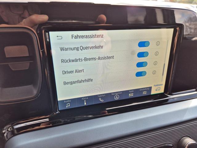 Ford Tourneo Courier 1.0 EcoBoost 125PS Active Teil-Leder Sitzheizung Lenkradheizung Klimaautomatik PDC v+h R&uuml;ckf.-Kamera ACC TWA Frontscheibe beheizb. Ford-Navi SYNC4 Apple CarPlay + Android Auto 