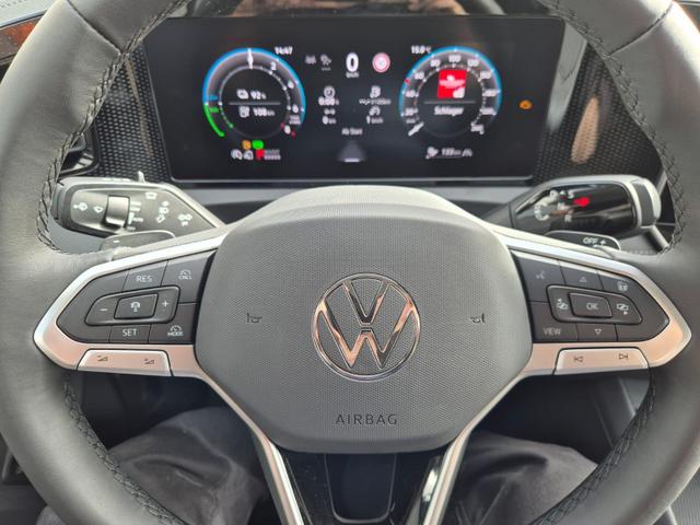Volkswagen Tiguan Life 1,5 l eHybrid OPF 204PS DSG LED-Plus-Scheinw. elektr. Heckklappe Sitzheizung v+h Lenkradheizung Frontscheibe beheizb. R&uuml;ckf.Kamera Klimaautomatik VW-Radio Bluetooth wireless Apple CarPlay + Android Auto PDC ACC 2xKeyless Digital Cockpit 
