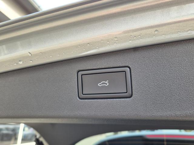 Volkswagen Tiguan Life 1,5 l eHybrid OPF 204PS DSG LED-Plus-Scheinw. elektr. Heckklappe Sitzheizung v+h Lenkradheizung Frontscheibe beheizb. R&uuml;ckf.Kamera Klimaautomatik VW-Radio Bluetooth wireless Apple CarPlay + Android Auto PDC ACC 2xKeyless Digital Cockpit 