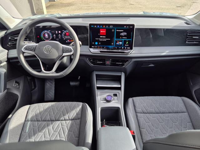 Volkswagen Tiguan Life 1,5 l eHybrid OPF 204PS DSG LED-Plus-Scheinw. elektr. Heckklappe Sitzheizung v+h Lenkradheizung Frontscheibe beheizb. R&uuml;ckf.Kamera Klimaautomatik VW-Radio Bluetooth wireless Apple CarPlay + Android Auto PDC ACC 2xKeyless Digital Cockpit 