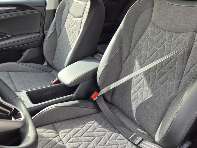 Volkswagen Tiguan Life 1,5 l eHybrid OPF 204PS DSG LED-Plus-Scheinw. elektr. Heckklappe Sitzheizung v+h Lenkradheizung Frontscheibe beheizb. R&uuml;ckf.Kamera Klimaautomatik VW-Radio Bluetooth wireless Apple CarPlay + Android Auto PDC ACC 2xKeyless Digital Cockpit 