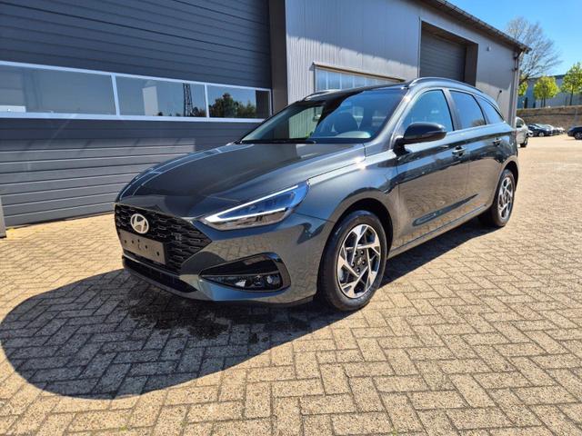 Hyundai i30 Kombi - 1.5 T-GDI 150PS Automatik Trend Sitzheizung Lenkradheizung Klimaautomatik PDC v+h R&uuml;ckf.Kamera Navi Apple CarPlay + Android Auto 16"LM