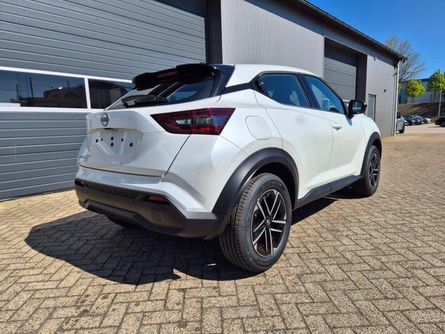 Nissan Juke 1.0 DIG-T 114PS N-Connecta Teil-Leder Klimaautomatik PDC v+h R&uuml;ckf.Kamera Bluetooth Touchscreen Apple CarPlay Android Auto 17"LM 