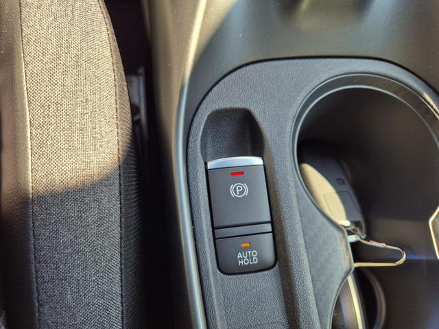 Nissan Juke 1.0 DIG-T 114PS N-Connecta Teil-Leder Klimaautomatik PDC v+h R&uuml;ckf.Kamera Bluetooth Touchscreen Apple CarPlay Android Auto 17"LM 