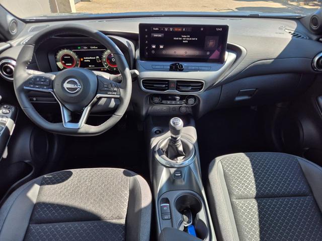 Nissan Juke 1.0 DIG-T 114PS N-Connecta Teil-Leder Klimaautomatik PDC v+h R&uuml;ckf.Kamera Bluetooth Touchscreen Apple CarPlay Android Auto 17"LM 