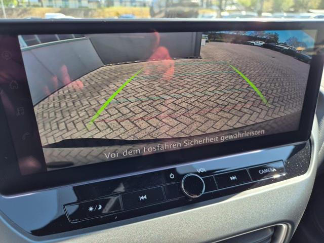 Nissan Juke 1.0 DIG-T 114PS N-Connecta Teil-Leder Klimaautomatik PDC v+h R&uuml;ckf.Kamera Bluetooth Touchscreen Apple CarPlay Android Auto 17"LM 