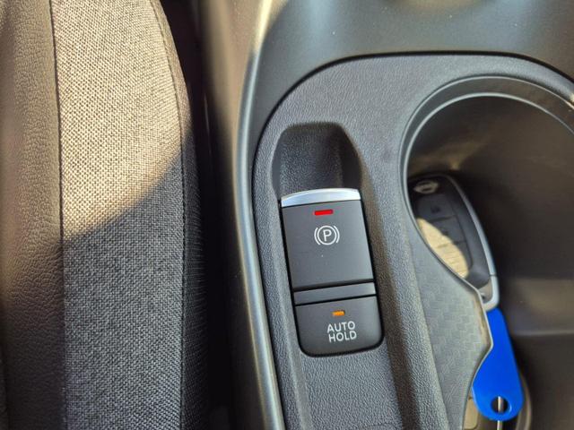 Nissan Juke 1.0 DIG-T 114PS N-Connecta Teil-Leder Klimaautomatik PDC v+h R&uuml;ckf.Kamera Bluetooth Touchscreen Apple CarPlay Android Auto 17"LM 