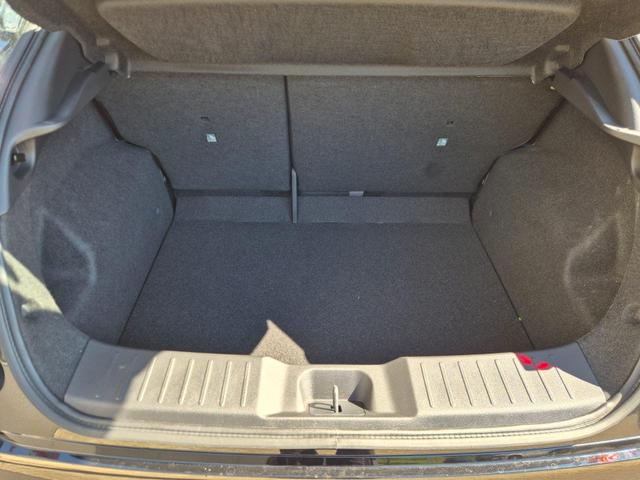 Nissan Juke 1.0 DIG-T 114PS N-Connecta Teil-Leder Klimaautomatik PDC v+h R&uuml;ckf.Kamera Bluetooth Touchscreen Apple CarPlay Android Auto 17"LM 