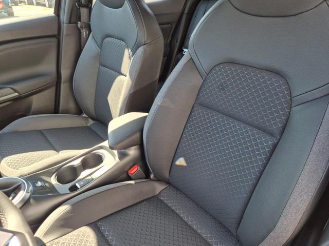 Nissan Juke 1.0 DIG-T 114PS N-Connecta Teil-Leder Klimaautomatik PDC v+h R&uuml;ckf.Kamera Bluetooth Touchscreen Apple CarPlay Android Auto 17"LM 