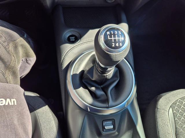 Nissan Juke 1.0 DIG-T 114PS N-Connecta Teil-Leder Klimaautomatik PDC v+h R&uuml;ckf.Kamera Bluetooth Touchscreen Apple CarPlay Android Auto 17"LM 