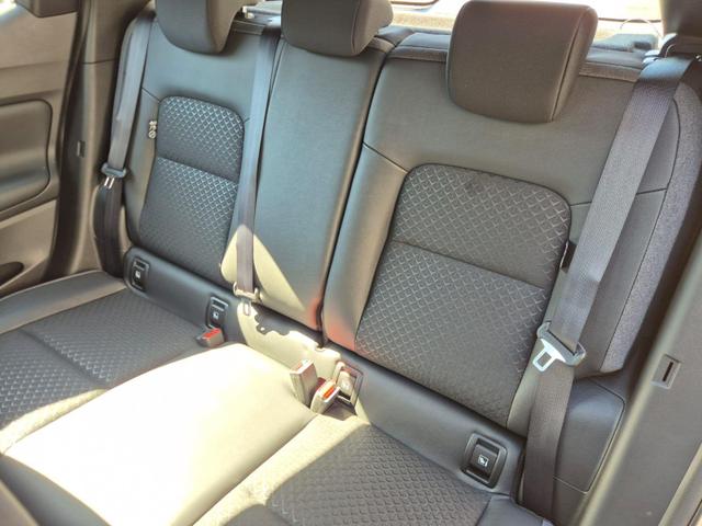 Nissan Juke 1.0 DIG-T 114PS N-Connecta Teil-Leder Klimaautomatik PDC v+h R&uuml;ckf.Kamera Bluetooth Touchscreen Apple CarPlay Android Auto 17"LM 