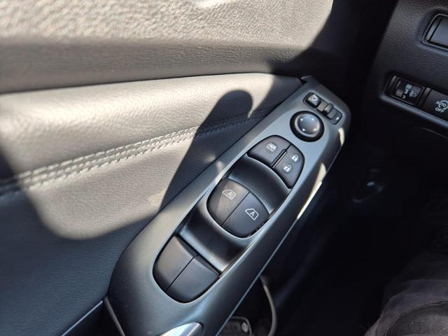 Nissan Juke 1.0 DIG-T 114PS N-Connecta Teil-Leder Klimaautomatik PDC v+h R&uuml;ckf.Kamera Bluetooth Touchscreen Apple CarPlay Android Auto 17"LM 