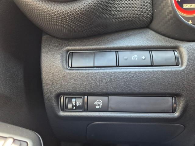 Nissan Juke 1.0 DIG-T 114PS N-Connecta Teil-Leder Klimaautomatik PDC v+h R&uuml;ckf.Kamera Bluetooth Touchscreen Apple CarPlay Android Auto 17"LM 