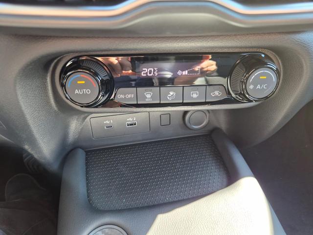 Nissan Juke 1.0 DIG-T 114PS N-Connecta Teil-Leder Klimaautomatik PDC v+h R&uuml;ckf.Kamera Bluetooth Touchscreen Apple CarPlay Android Auto 17"LM 